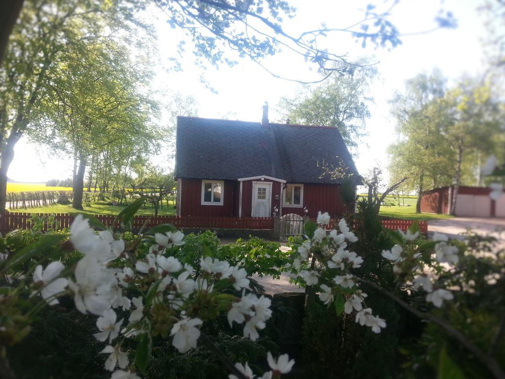 Villa Hus Pa Lantgard Viken Mjöhult Exterior foto