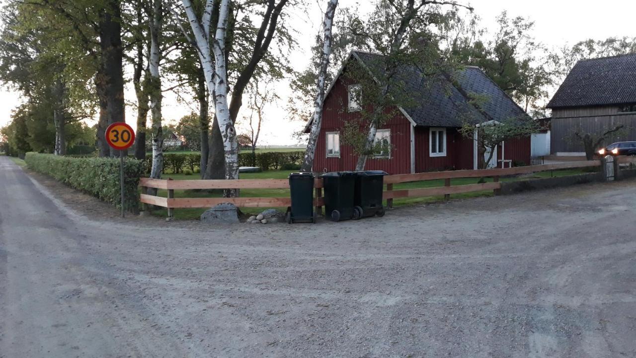Villa Hus Pa Lantgard Viken Mjöhult Exterior foto